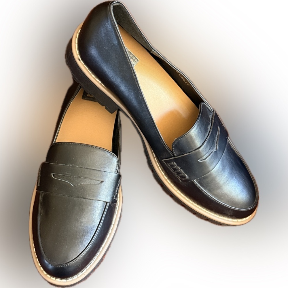 Dolce Vita Carley Black Loafers nwot